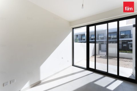 Villa de 4 dormitorios en Town Square, UAE No. 135641 14