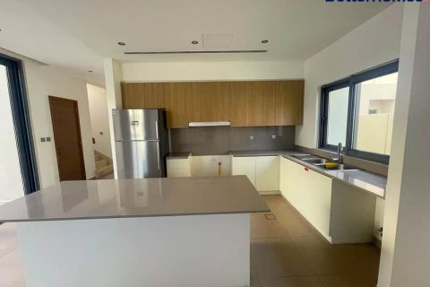 Villa de 4 dormitorios  No. 114705 15