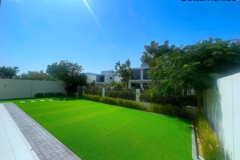 Villa de 4 dormitorios  No. 114705 4