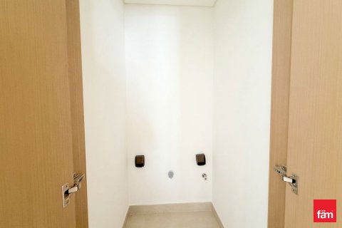 3 bedrooms Villa in Dubai, UAE No. 164282 11
