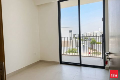 3 bedrooms Villa in Dubai, UAE No. 164282 7