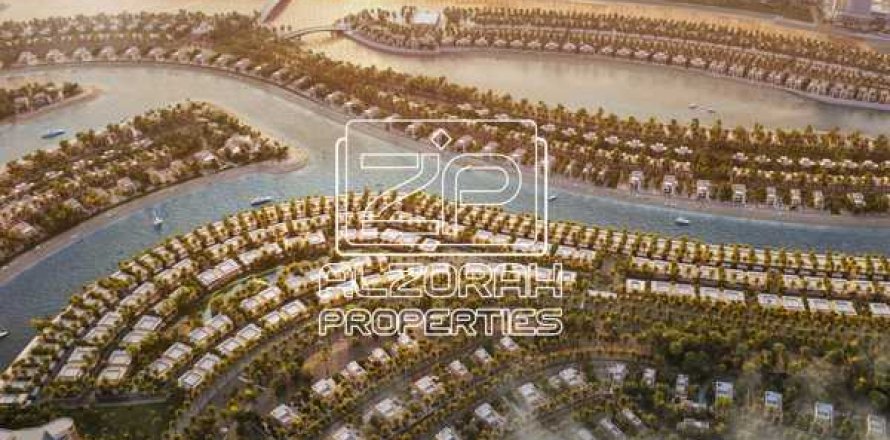 4 bedrooms Villa in Sharjah Waterfront City, UAE No. 205476